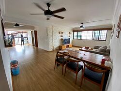 Blk 219A Jurong East Street 21 (Jurong East), HDB 5 Rooms #545805021